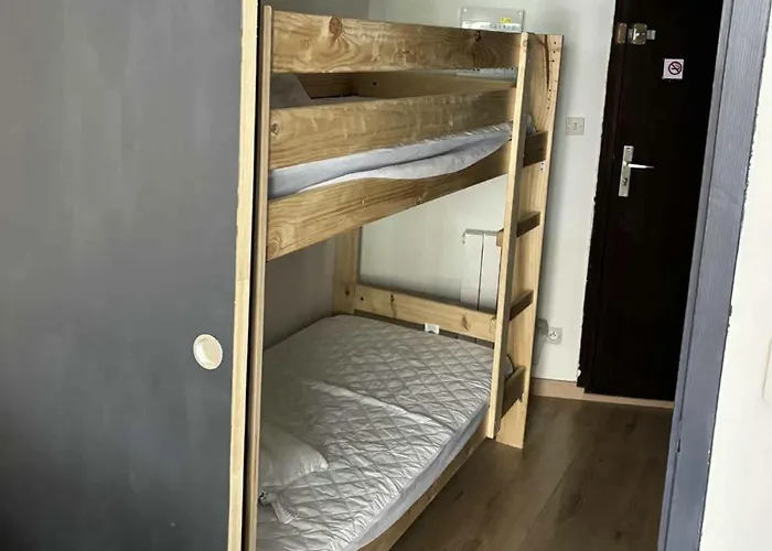 With Mountain View Balcony