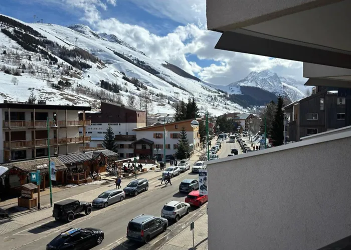 Apartment With Mountain View Balcony Les Deux Alpes